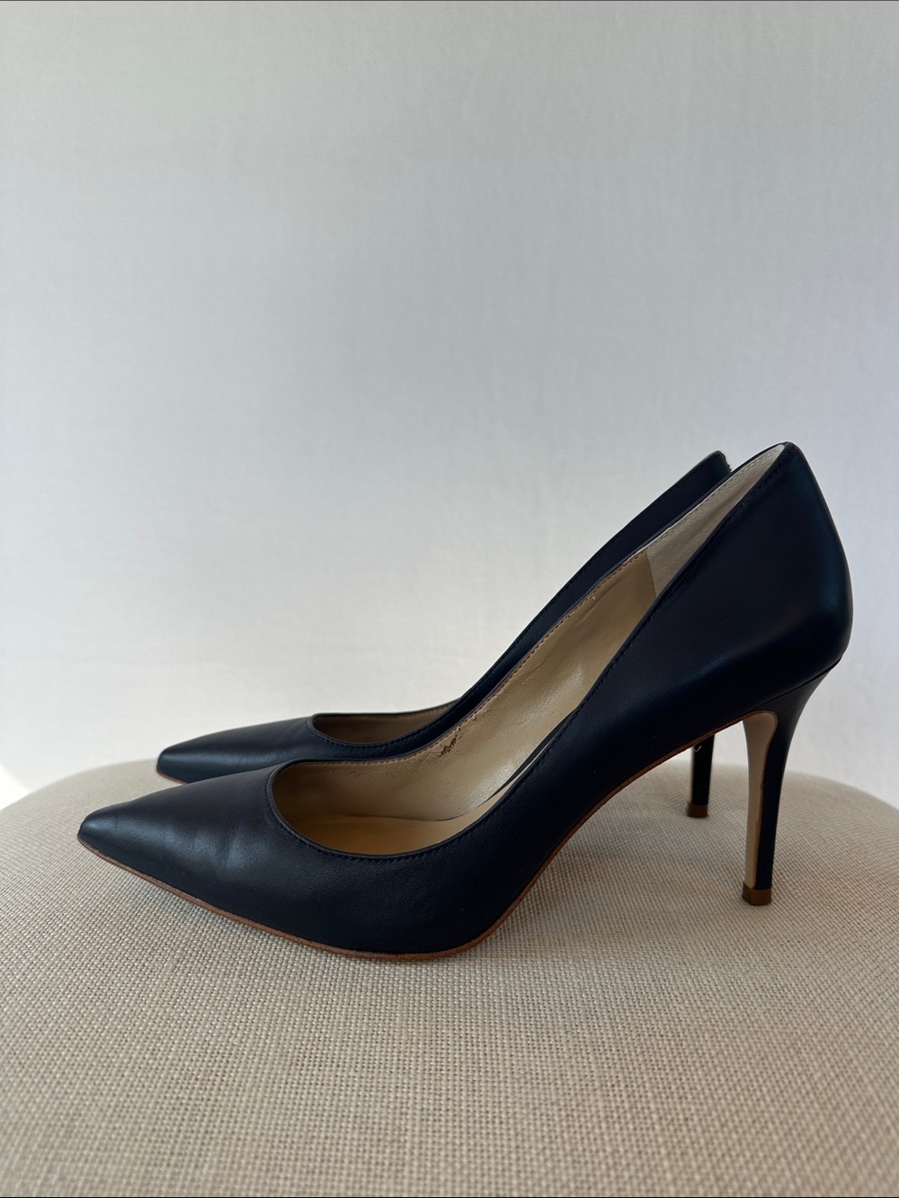 Ann Taylor Navy Blue Leather Pointed Toe Pumps | Size 9.5M | Classic 3.5" heel - Picture 2 of 8